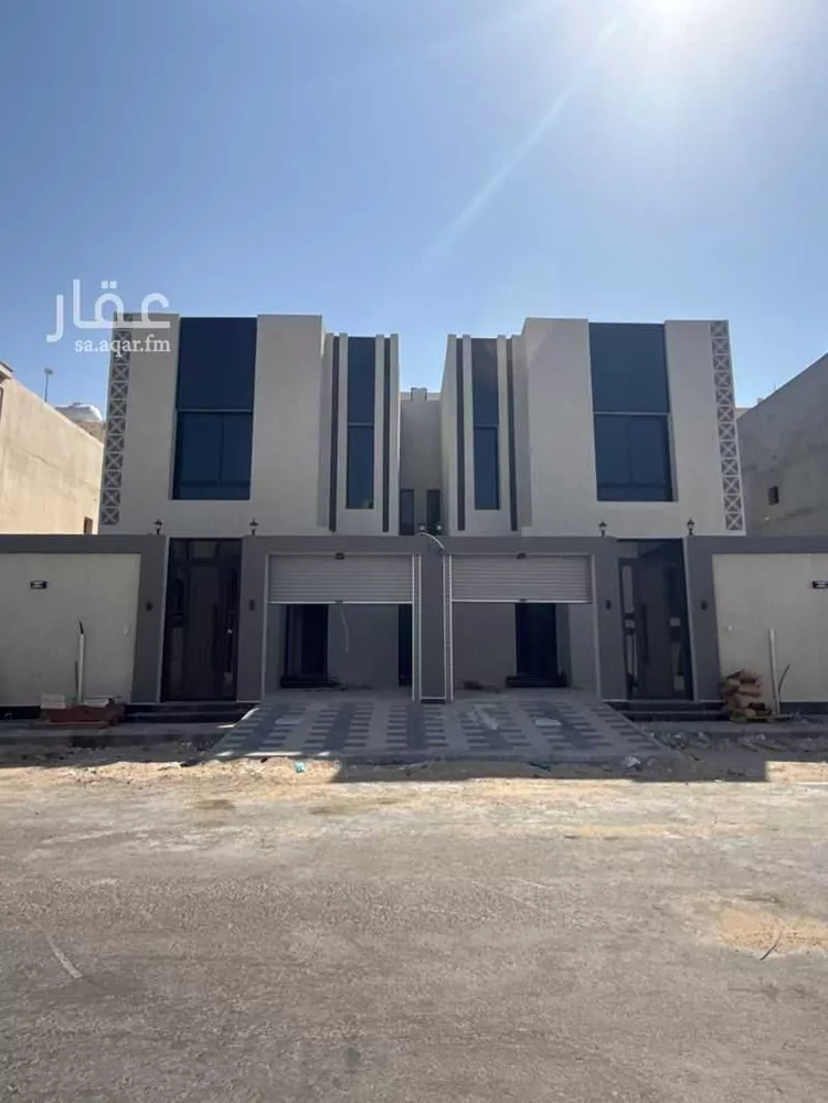 فيلا للبيع في شارع المنصور المؤمني, حي ضاحية الملك فهد, مدينة الدمام, المنطقة الشرقية