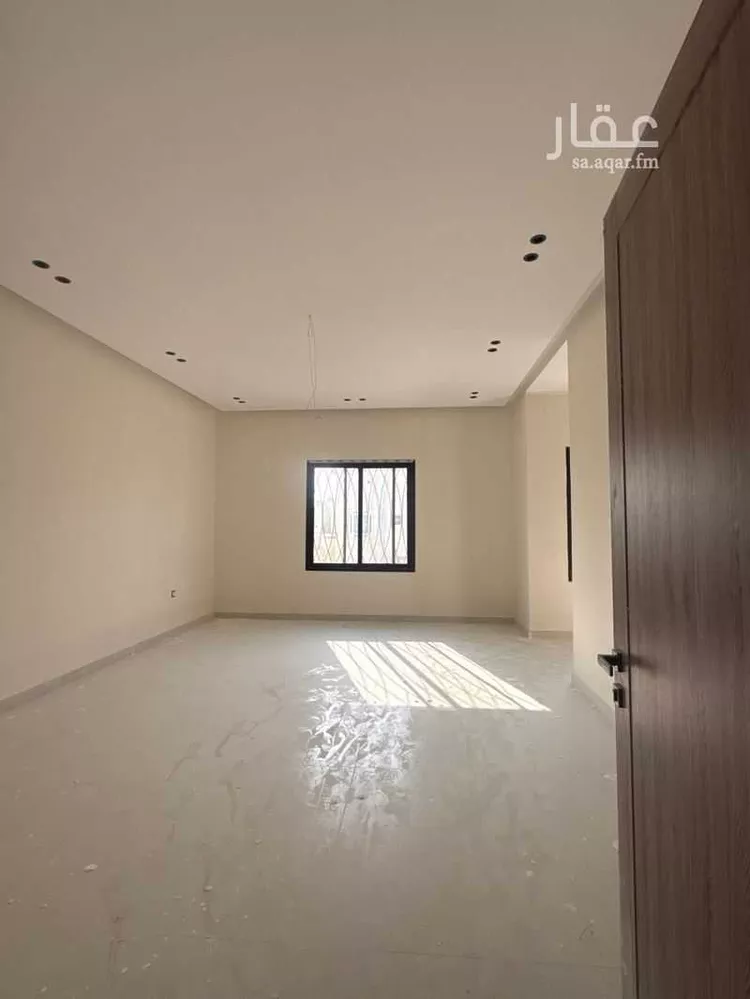 فيلا للبيع في شارع ادريس بن العباس, حي ضاحية الملك فهد, مدينة الدمام, المنطقة الشرقية صورة 4