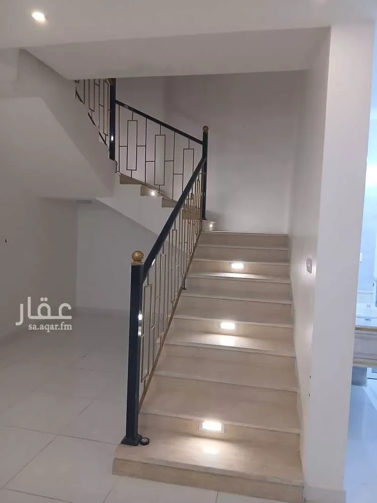 فيلا للإيجار في شارع احمد بن يحي, حي ضاحية الملك فهد, مدينة الدمام, المنطقة الشرقية صورة 2