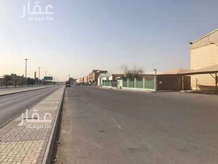 مستودع للإيجار في شارع الأمير محمد بن عبدالرحمن بن عبدالعزيز الفرعي, حي السلي, مدينة الرياض, منطقة الرياض 9