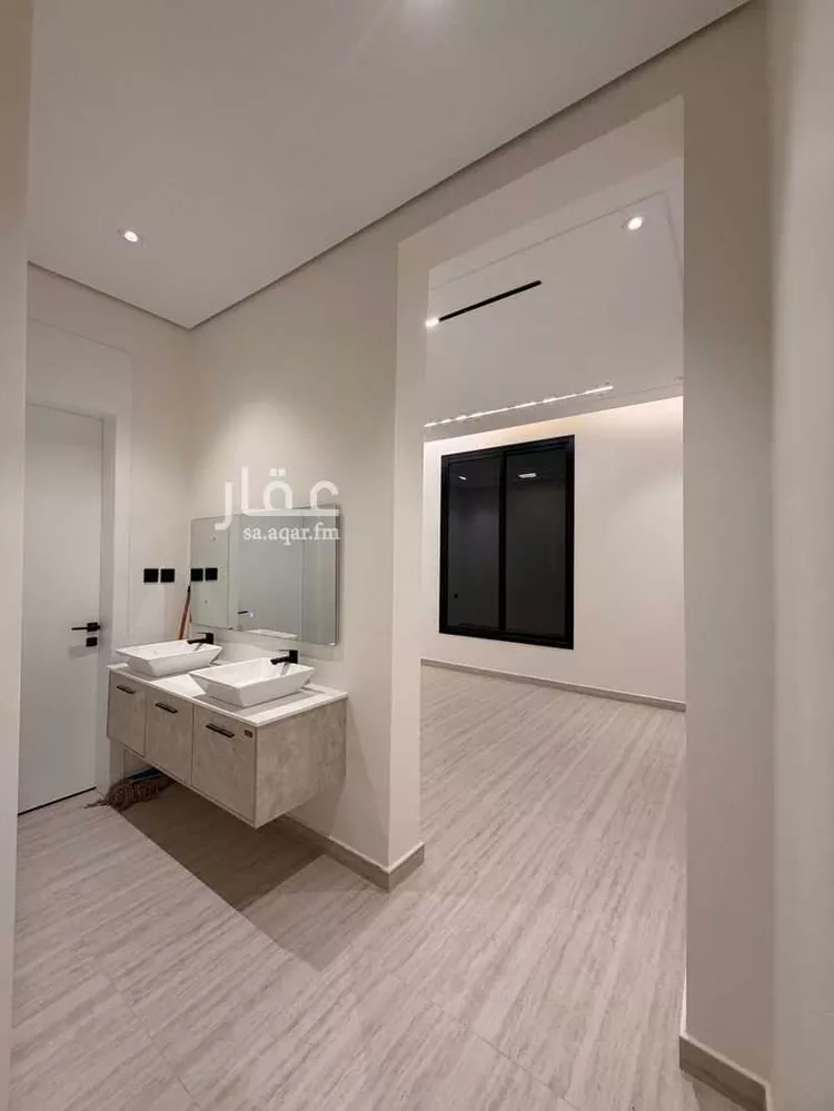 Floor for Sale in Riyadh Badr 6