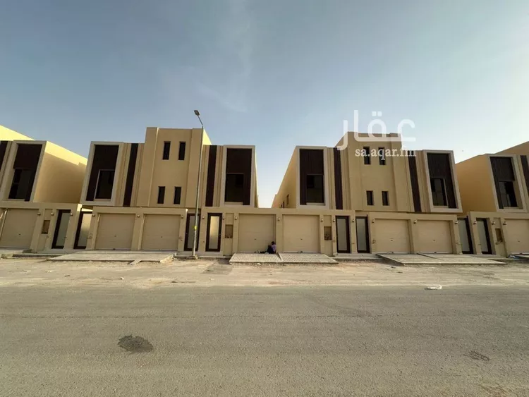 دور للبيع في شارع حامد القاري, حي عكاظ, مدينة الرياض, منطقة الرياض