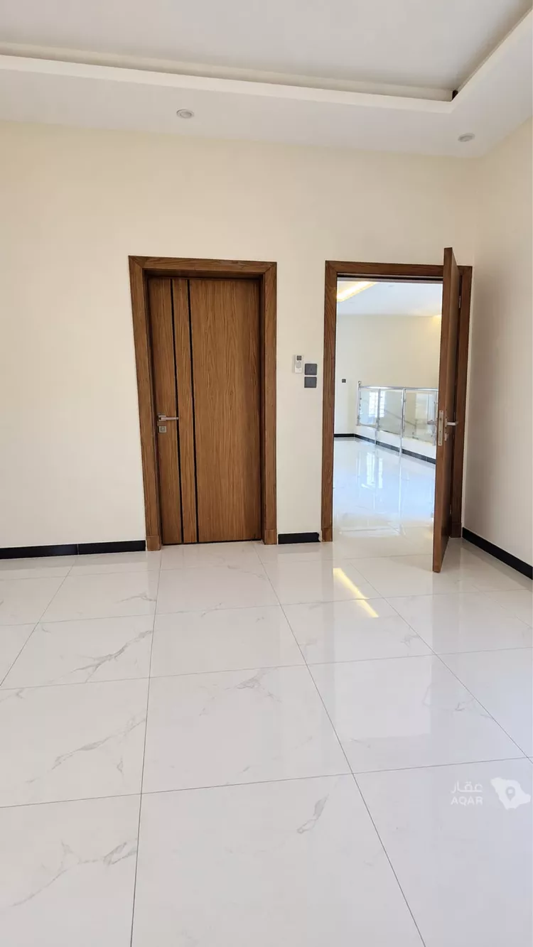 فيلا للبيع في شارع أبي بكر الديناري ، حي طويق ، الرياض ، منطقة الرياض 1 صورة