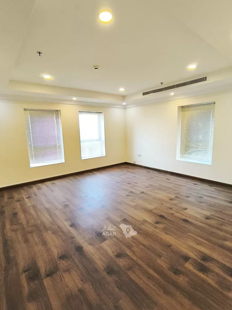 Commercial Office for Rent in Jeddah Az Zahra صورة 4