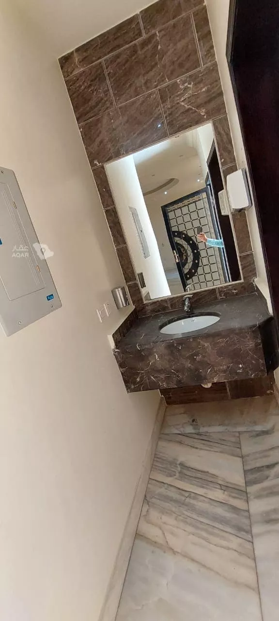 Villa for Sale in Al Khobar At Tahliyah 10