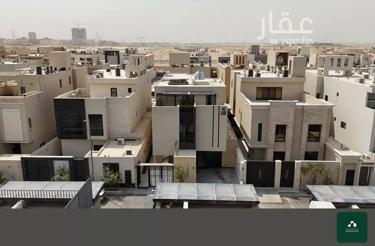 Floor for Sale in Riyadh Al Qirawan