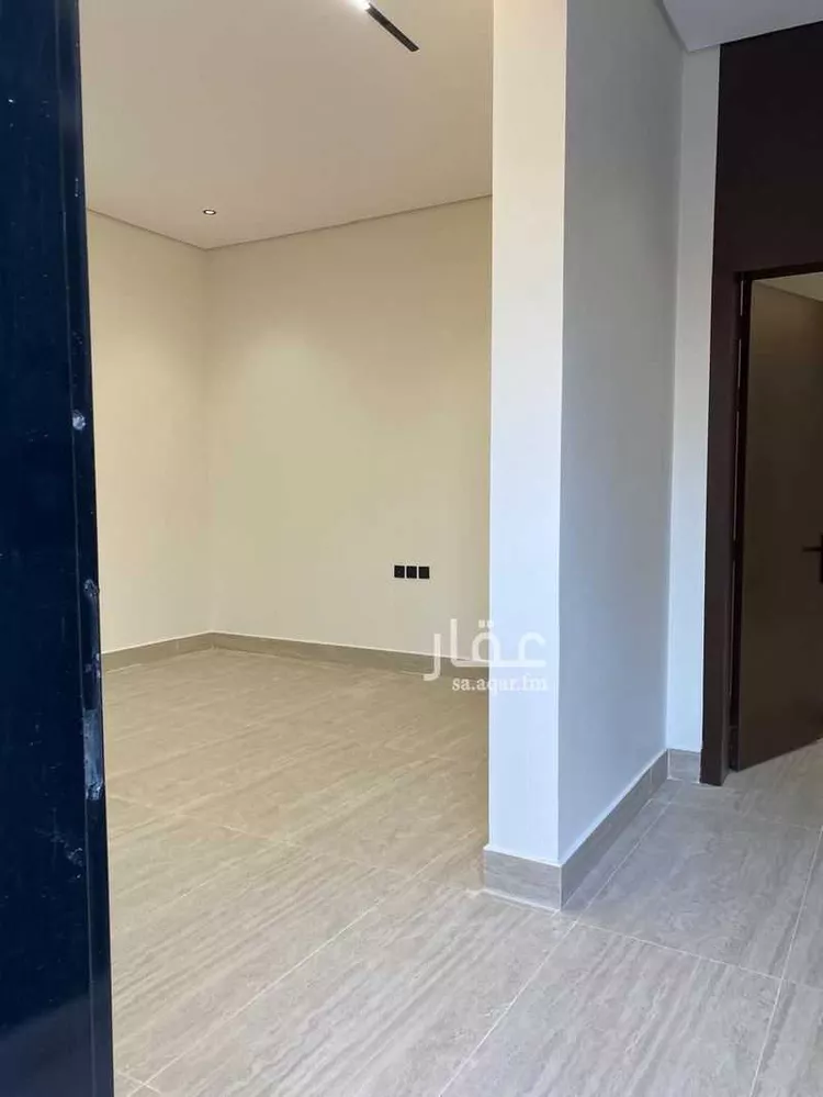 دور للبيع في شارع عبدالله بن حيوية ، حي الشرق ، الرياض ، منطقة الرياض