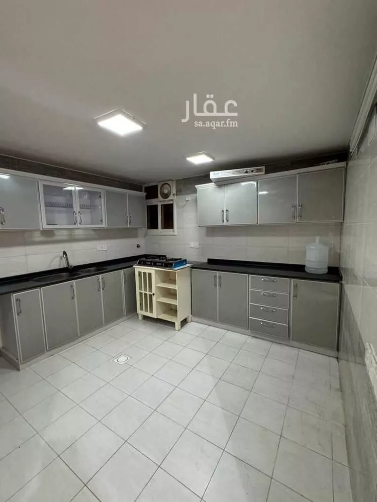 شقة للإيجار في شارع 5651497, حي الروضة, مدينة ابها, منطقة عسير صورة 4