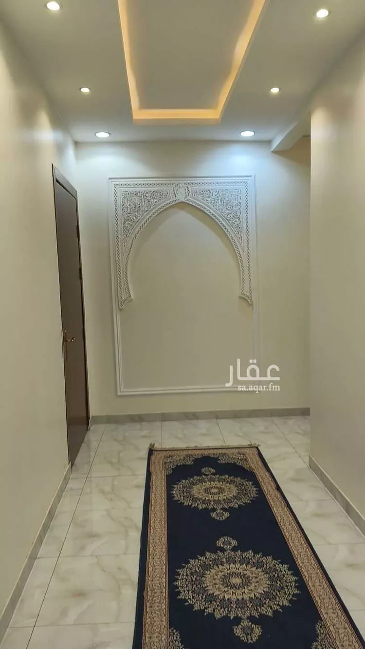 Floor for Sale in Al Muzahimiyah Shukhaib 9