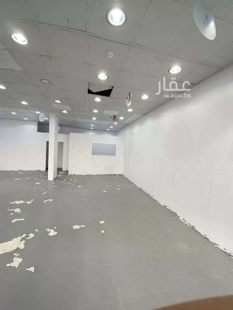 محل للإيجار في شارع الشباب, حي العزيزية, مدينة الرياض, منطقة الرياض صورة 4
