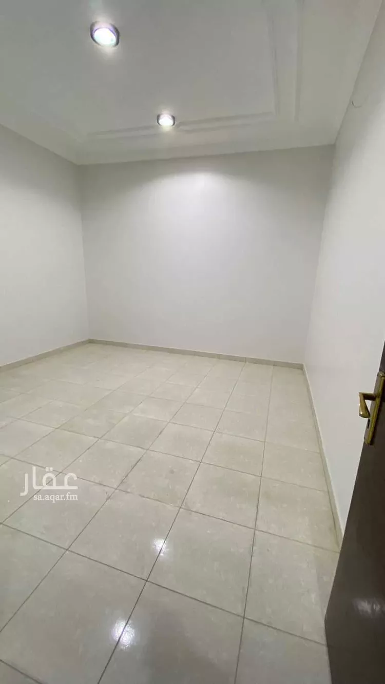 دور للإيجار في شارع وادي زبيد, حي العزيزية, مدينة الرياض, منطقة الرياض صورة 3