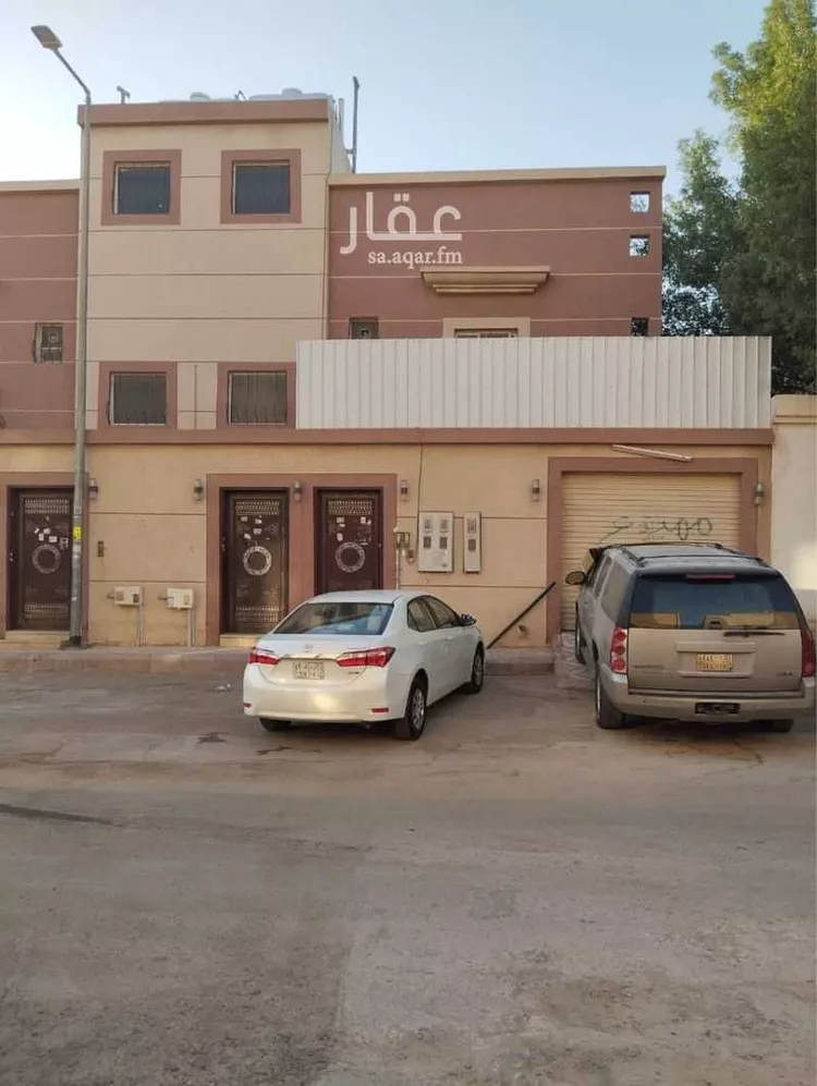 فيلا للبيع في شارع الذرة, حي العزيزية, مدينة الرياض, منطقة الرياض