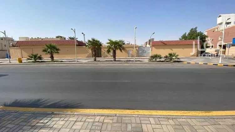 أرض للإيجار في شارع النماص, حي العزيزية, مدينة الرياض, منطقة الرياض