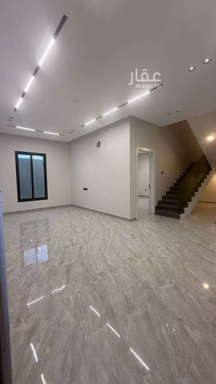 فيلا للبيع في شارع عبدالرحمن ابن ابي عقيل, حي طيبة, مدينة الدمام, المنطقة الشرقية صورة 3