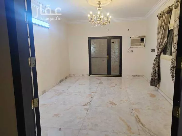 فيلا للبيع في شارع محمد العقيل, حي النهضة, مدينة الرياض, منطقة الرياض صورة 3