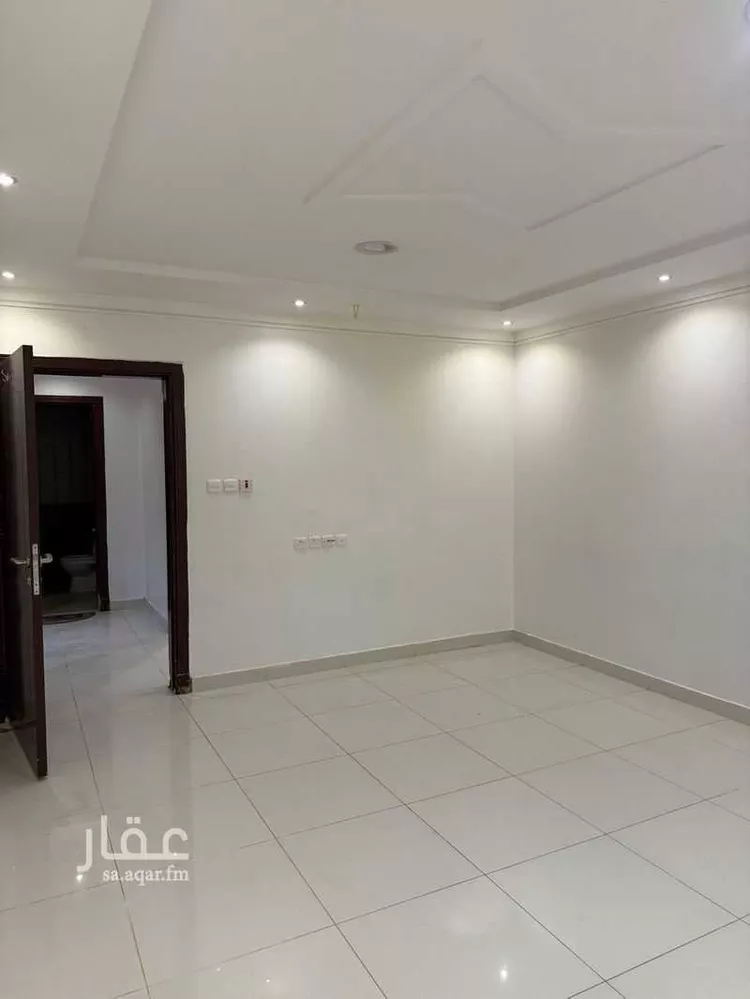 شقة للبيع في شارع عنيزة, حي ظهرة لبن, مدينة الرياض, منطقة الرياض صورة 2
