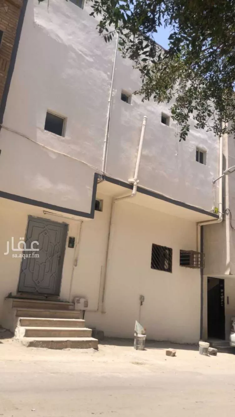 Building for Rent in Riyadh Skirinah