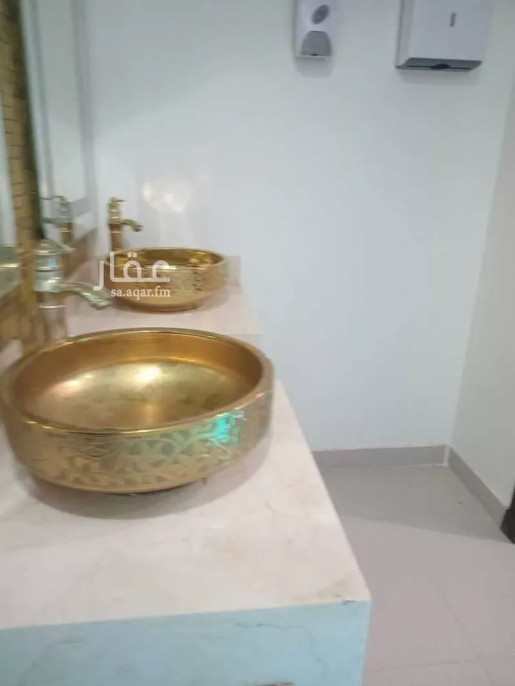 فيلا للبيع في شارع رقم 111, حي ظهرة لبن, مدينة الرياض, منطقة الرياض