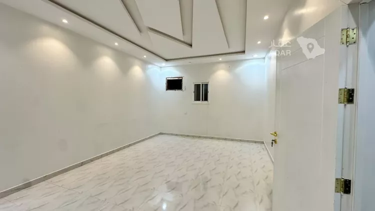 شقة للإيجار في شارع عبدالله بن صدقة دحلان, حي ظهرة لبن, مدينة الرياض, منطقة الرياض 4