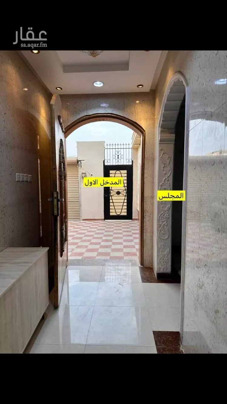 فيلا للبيع في شارع خليص, حي ظهرة لبن, مدينة الرياض, منطقة الرياض صورة 2