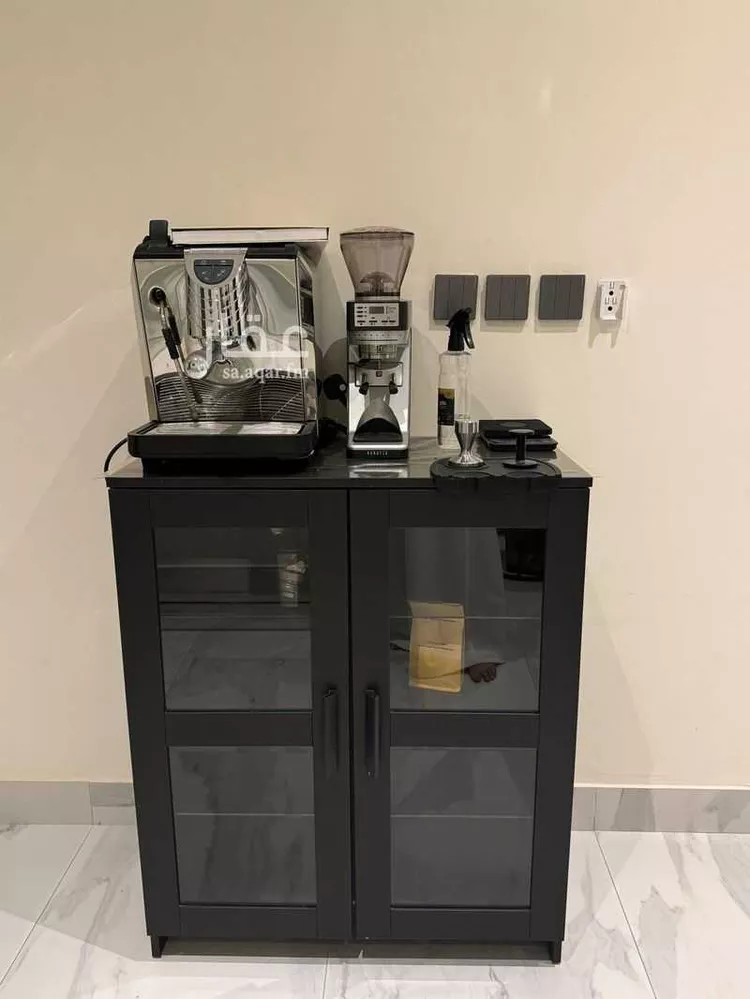 شقة للبيع في شارع محمد بن عبدالعزيز العجاجي, حي القيروان, مدينة الرياض, منطقة الرياض