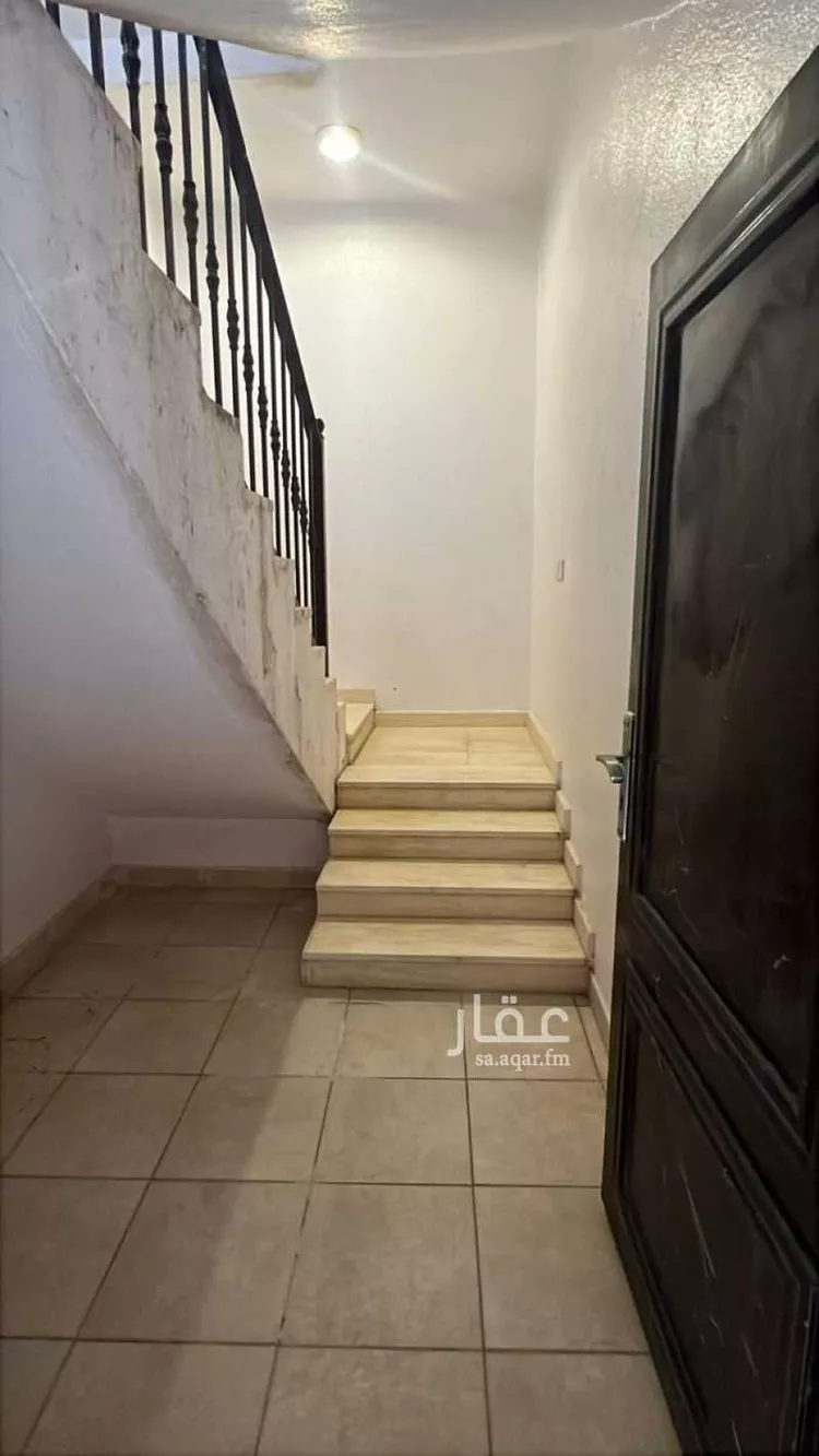 فيلا للبيع في شارع النثرة, حي ظهرة لبن, مدينة الرياض, منطقة الرياض 8