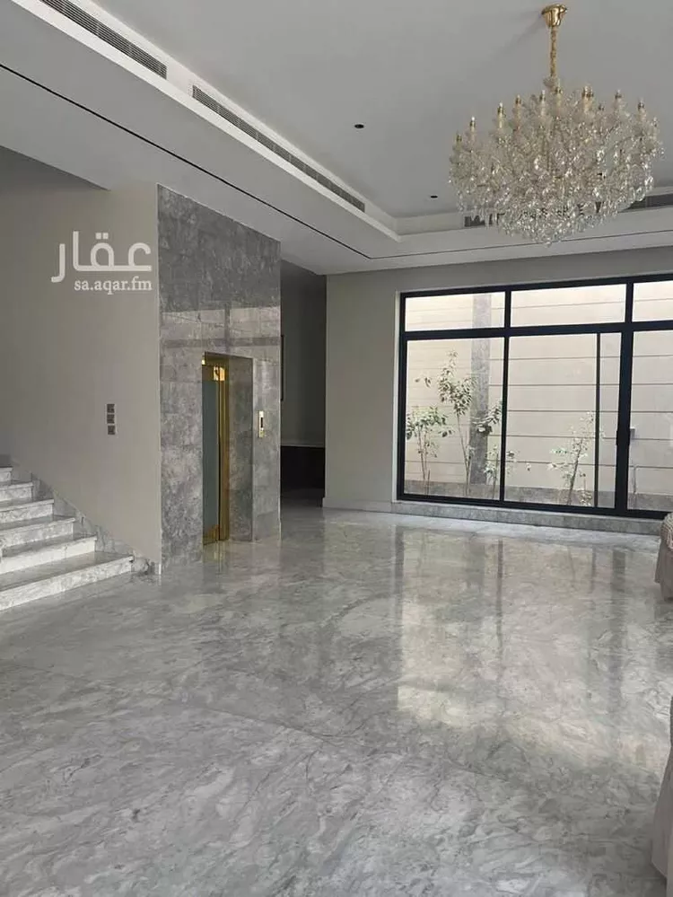 فيلا للبيع في شارع حمد إبراهيم الحقيل, حي عرقة, مدينة الرياض, منطقة الرياض صورة 2