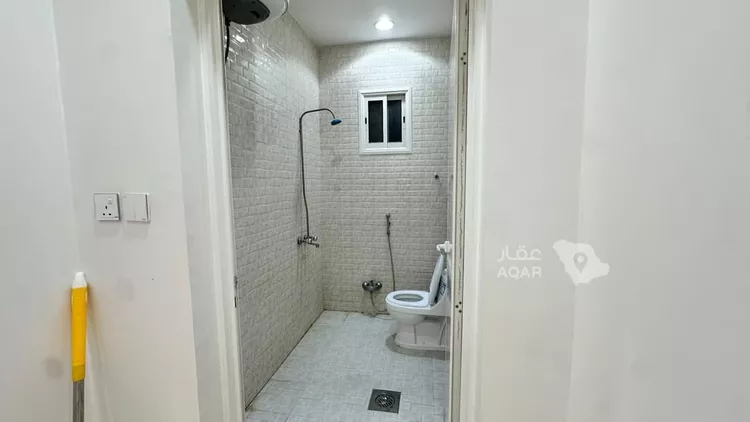 شقة للإيجار في شارع عبدالله بن صدقة دحلان, حي ظهرة لبن, مدينة الرياض, منطقة الرياض 7