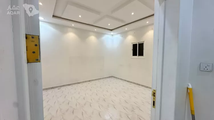 شقة للإيجار في شارع عبدالله بن صدقة دحلان, حي ظهرة لبن, مدينة الرياض, منطقة الرياض 6