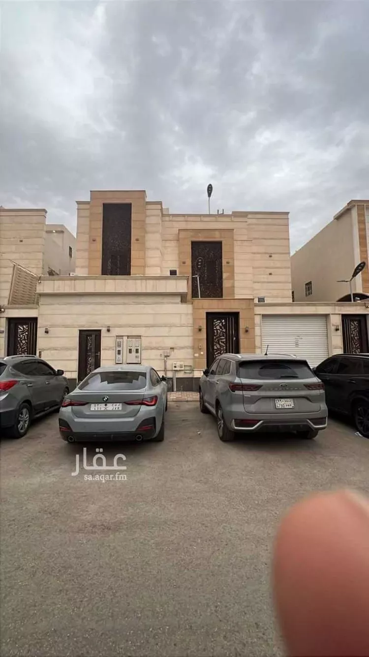 فيلا للبيع في شارع النثرة, حي ظهرة لبن, مدينة الرياض, منطقة الرياض 11