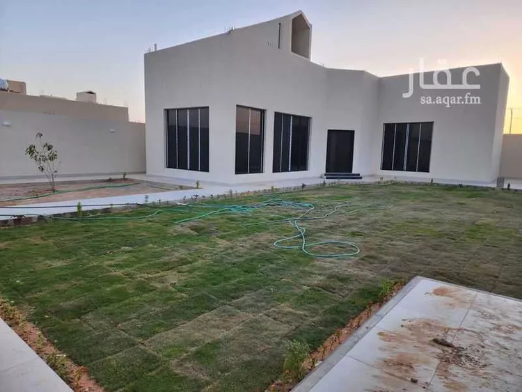 Floor for Sale in Thadiq Al Janadriyah