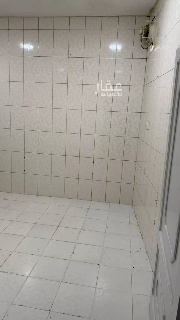 عمارة للإيجار في شارع سعد بن معاذ, حي الفيصلية, مدينة امارة منطقة الرياض - الدرعيه, منطقة الرياض
