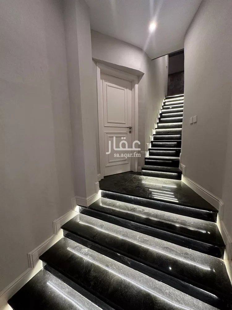 فيلا للإيجار في شارع ابن السقاء القرطبي, حي الملك فهد, مدينة الرياض, منطقة الرياض 11