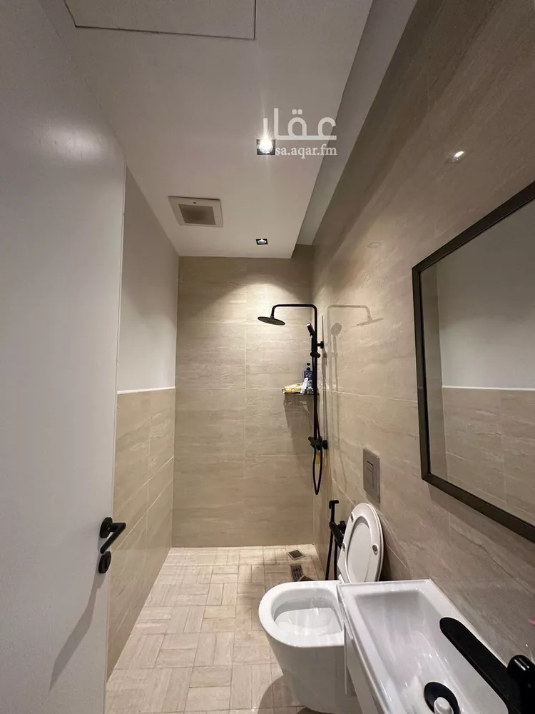 شقة للإيجار في شارع رقم 215, حي الملقا, مدينة الرياض, منطقة الرياض 13