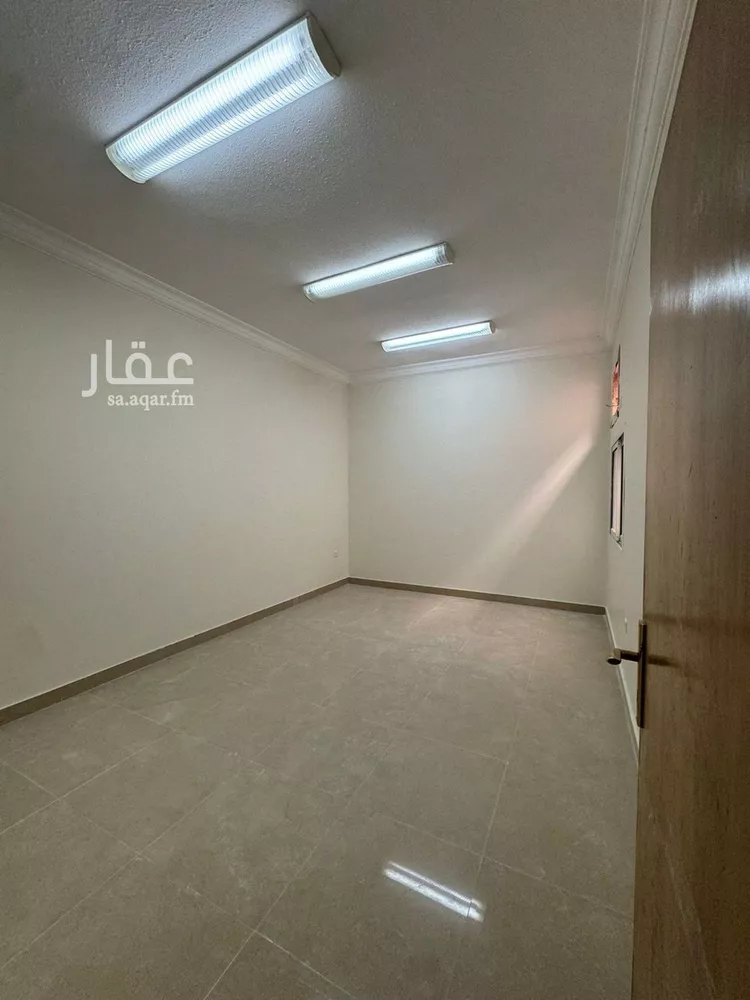 شقة للإيجار في شارع كراتشي, حي ظهرة لبن, مدينة الرياض, منطقة الرياض