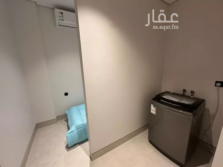 شقة للإيجار في شارع الشيخ عبدالله بن جبرين, حي القيروان, مدينة الرياض, منطقة الرياض 14