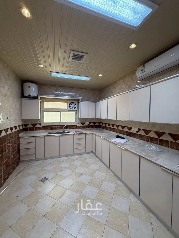 Floor for Rent in Riyadh Al Yasmin