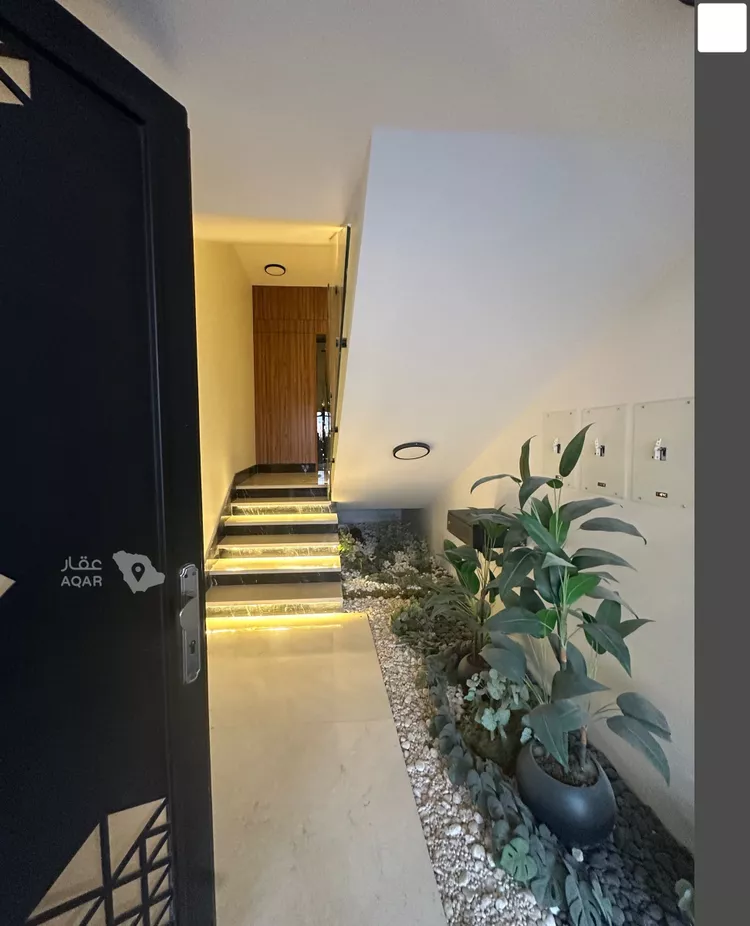Floor for Rent in Riyadh Al Ezdihar 2