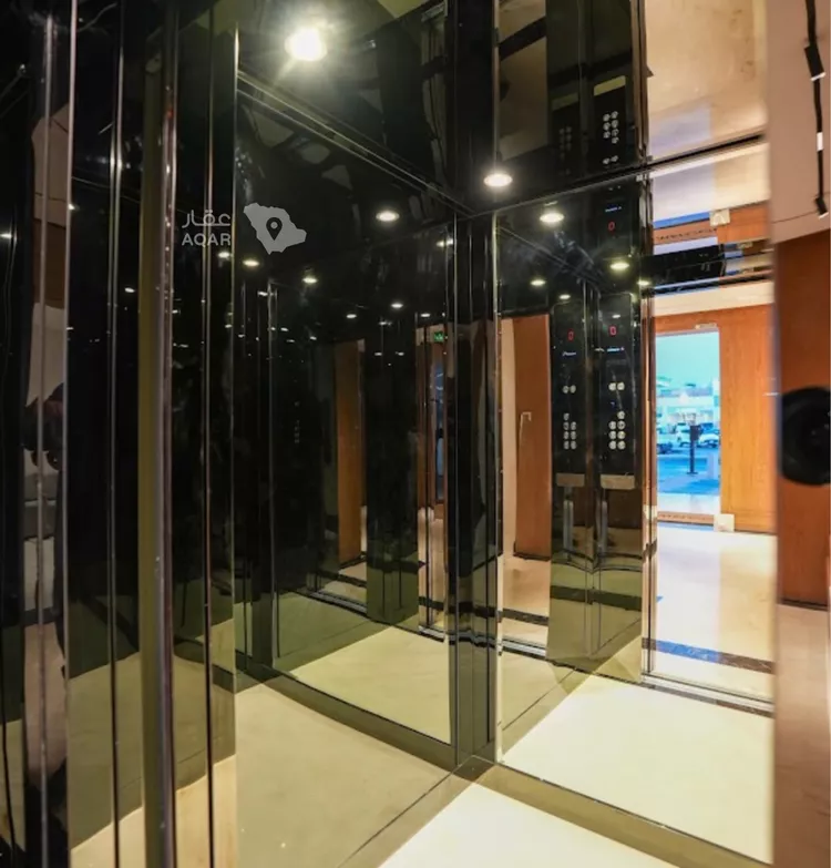 عمارة للإيجار في شارع الصحراء المغربيه, حي النفل, مدينة الرياض, منطقة الرياض 4