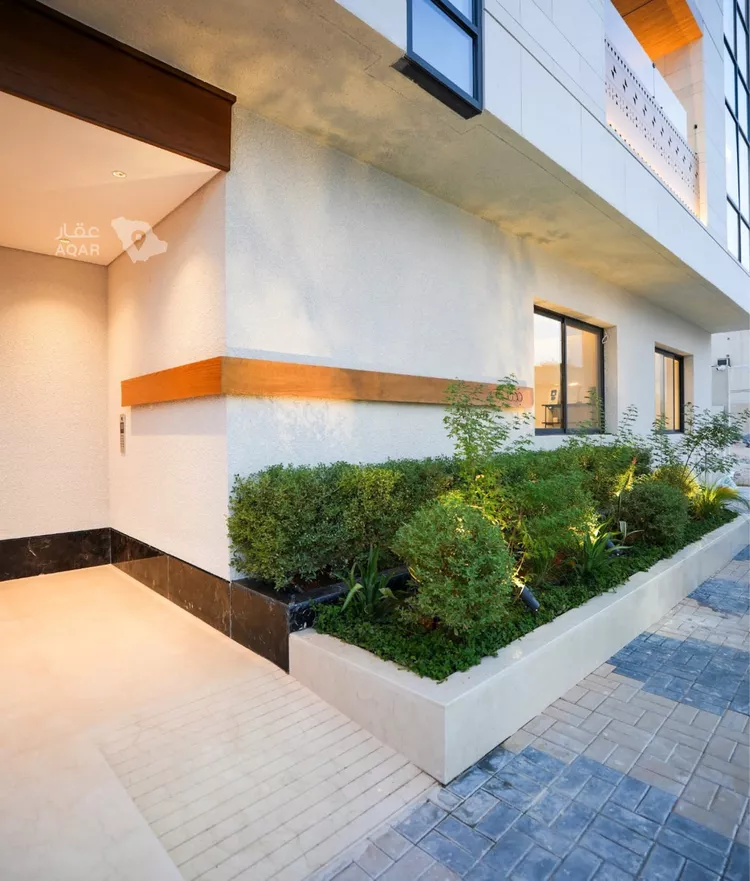 عمارة للبيع في شارع الصحراء المغربيه, حي النفل, مدينة الرياض, منطقة الرياض 8