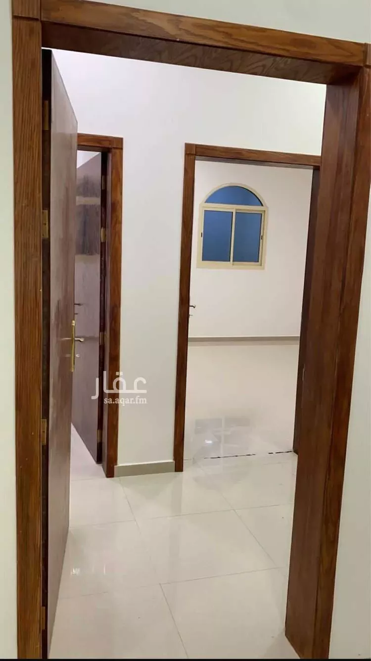 شقة للإيجار في شارع حي ج13 85 ، حي البساتين ، بقيق ، بقيق