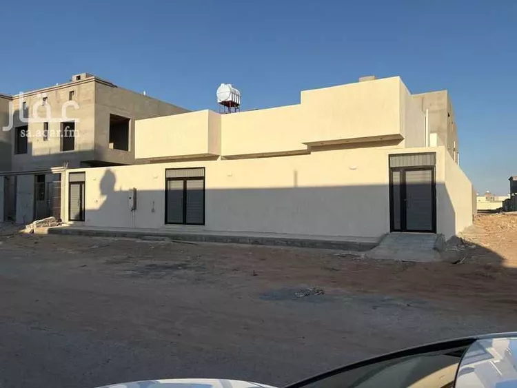 Building for Sale in Medina King Fahd
