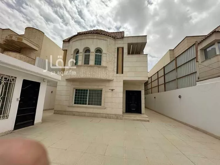فيلا للإيجار في شارع روضة النور, حي الملك سلمان, مدينة الرياض, منطقة الرياض