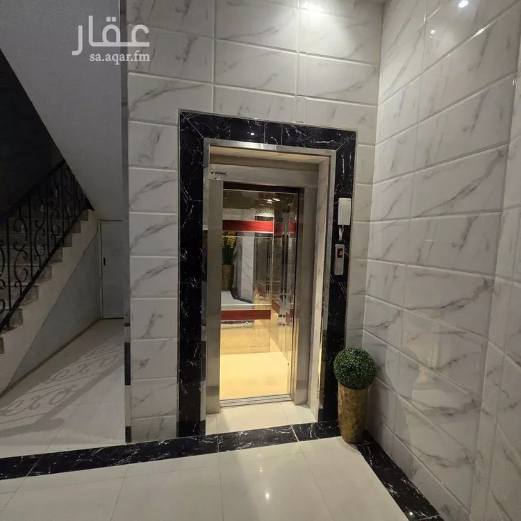 مكتب تجاري للإيجار في شارع طريق الامير سعود بن محمد بن مقرن الفرعي, حي قرطبة, مدينة الرياض, منطقة الرياض صورة 2