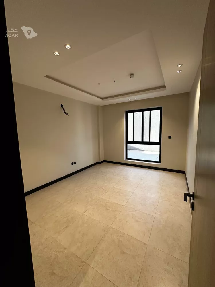 شقة للبيع في شارع اسماء بنت مالك ، حي العارض ، الرياض ، منطقة الرياض 8