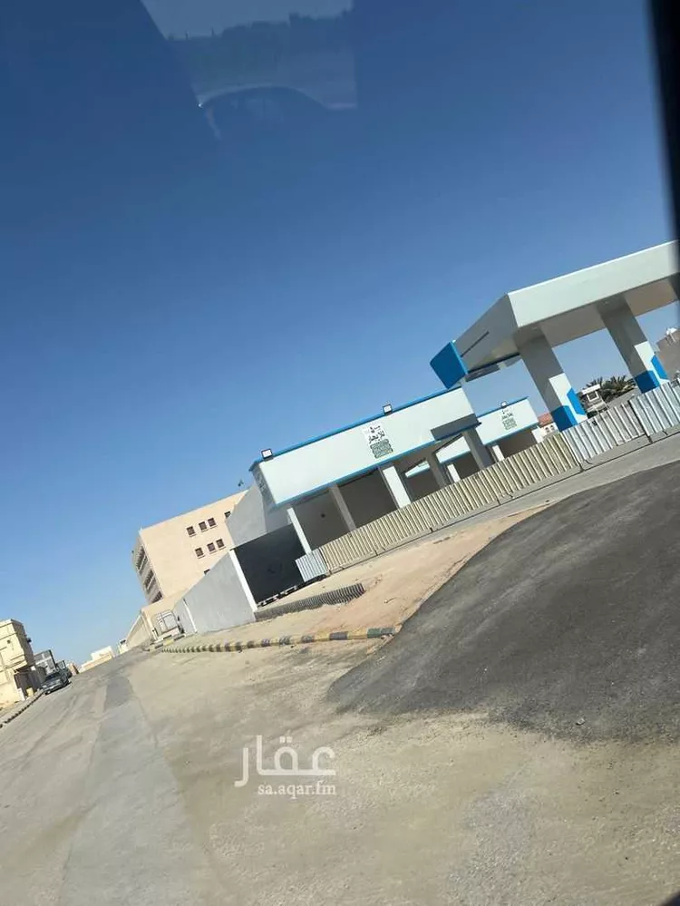 محطة للبيع في شارع شارع حسين بن مروان, حي البلدية, مدينة حفر الباطن, المنطقة الشرقية صورة 5