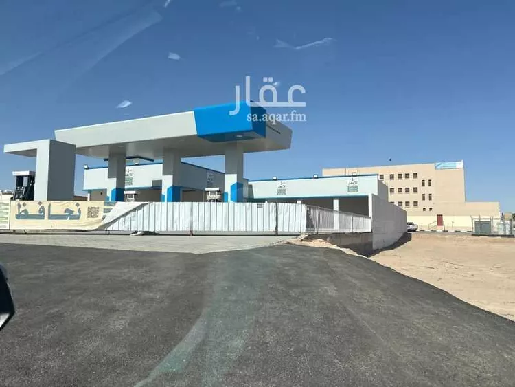 محطة للبيع في شارع شارع حسين بن مروان, حي البلدية, مدينة حفر الباطن, المنطقة الشرقية صورة 3