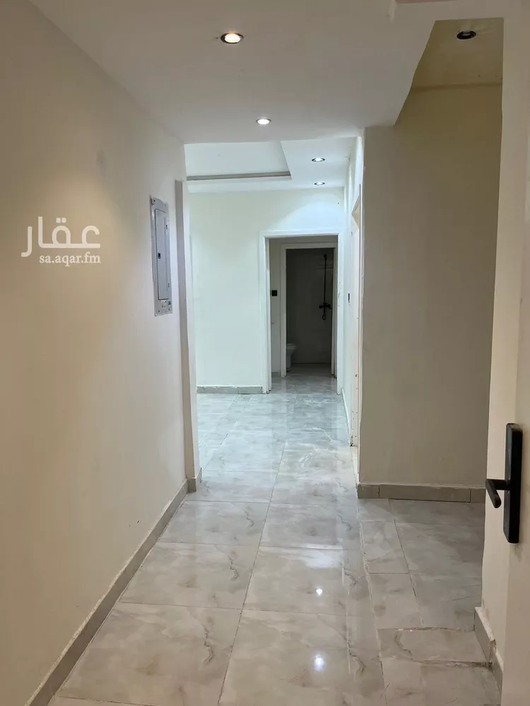 شقة للإيجار في شارع الأمير عبدالله بن سعود بن عبدالله صنيت, حي الصحافة, مدينة الرياض, منطقة الرياض 11