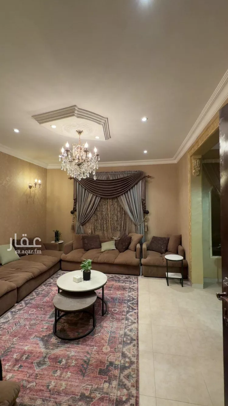 فيلا للإيجار في شارع رقم 242, حي الياسمين, مدينة الرياض, منطقة الرياض صورة 3