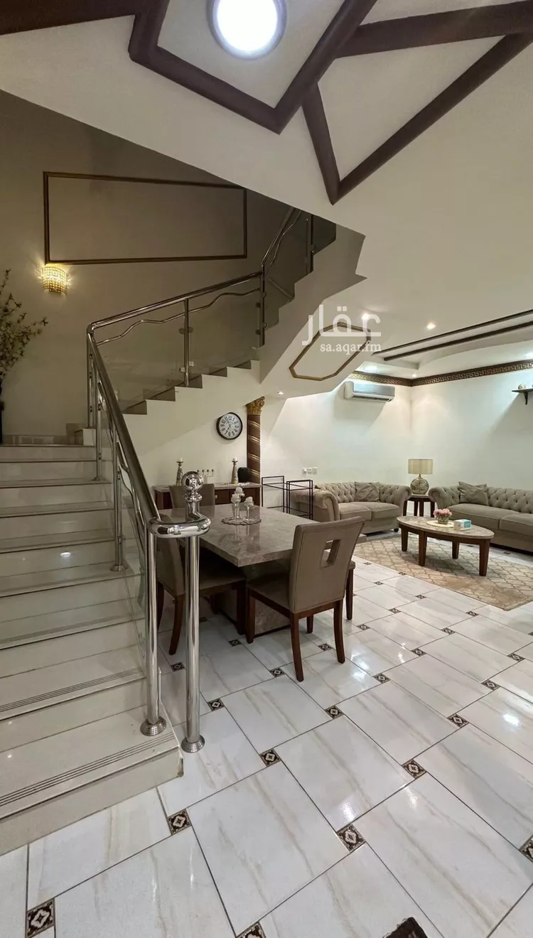 فيلا للبيع في شارع مطلق بن صالح بن مطلق, حي إشبيلية, مدينة الرياض, منطقة الرياض صورة 5